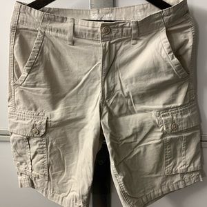 Mens Cargo Shorts size 32